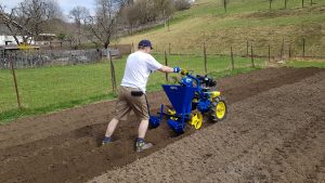 Use of ridging ploughs with the Potato planter behind Agzat