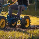 Malotraktor Agzat s Nosičom náradia a Bránami ťahanými