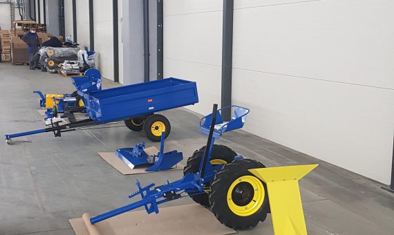 Drvič záhradného odpadu, Nosič náradia NNT-2, PVT prívesný vozík