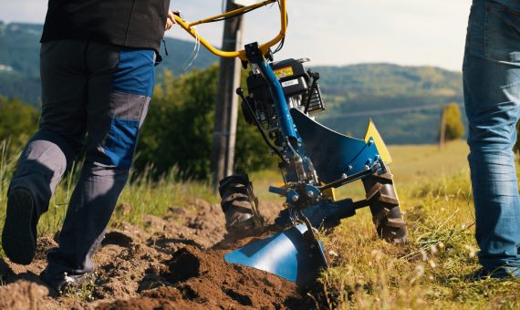 Orba s Malotraktorom AGZAT a Pluhom oracím obracacím 180°